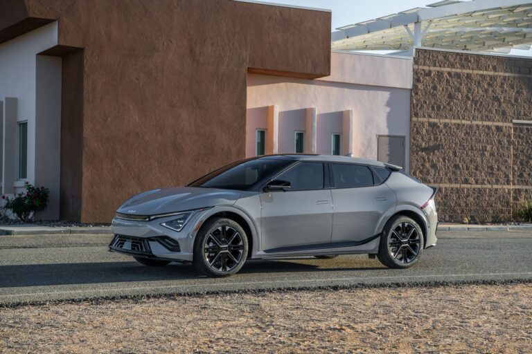 KIA EV6 2025 un vehículo para cinco personas que conquista por su diseño