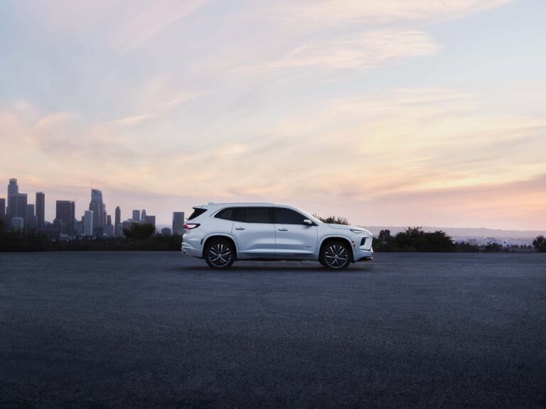 SUV Buick Enclave Avenir 2026
