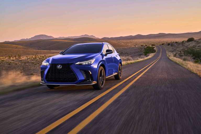 Lexus NX 450h+ Luxury 2026